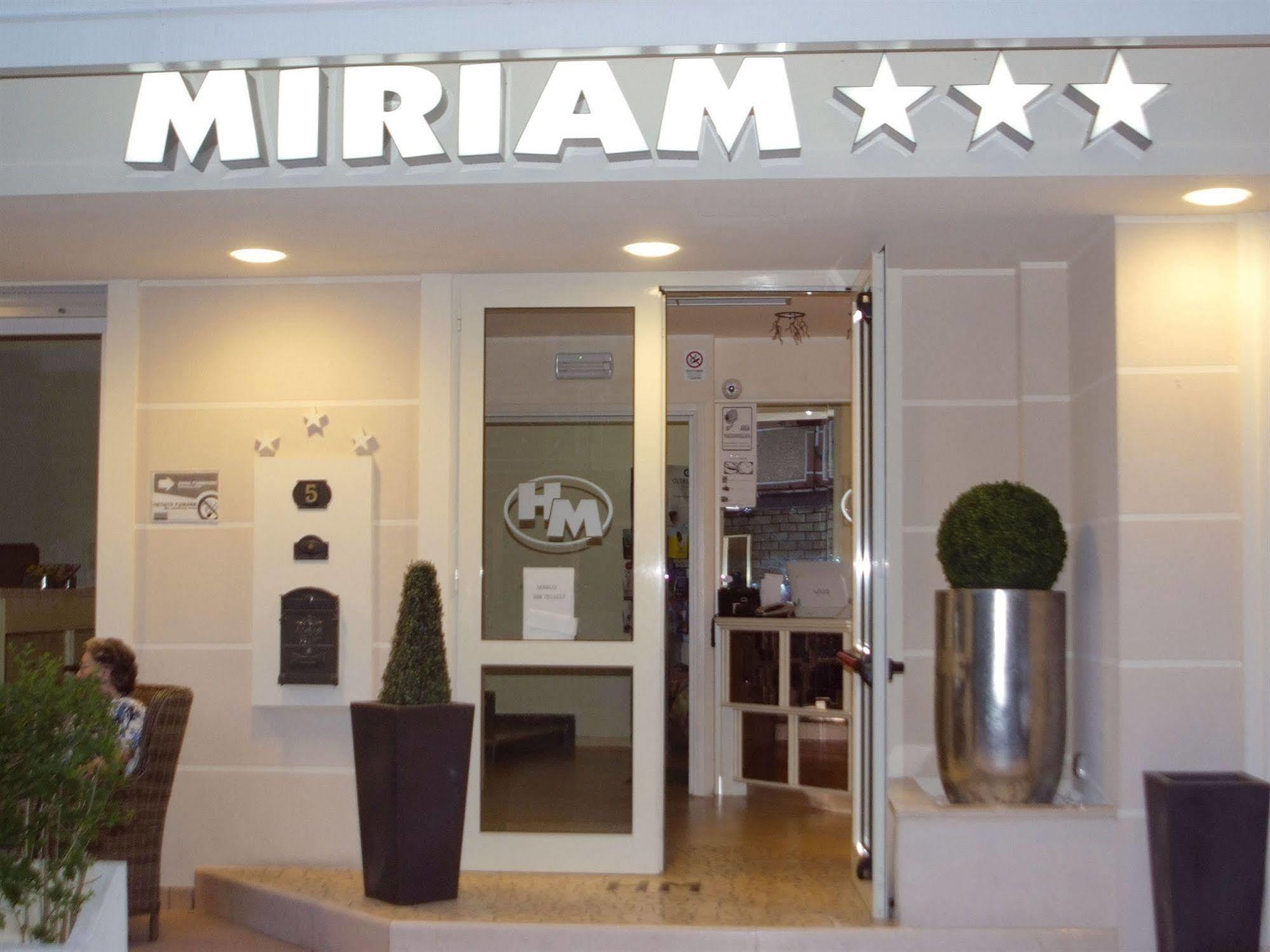 Hotel Miriam Римини Экстерьер фото